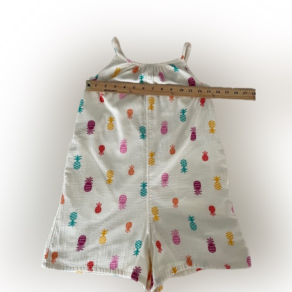 Cat & Jack Girl’s Pineapple Print Romper Size:7/8 - Picture 3 of 6